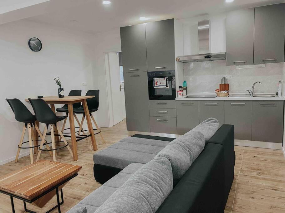 Hvar Home Apartments Хвар Экстерьер фото